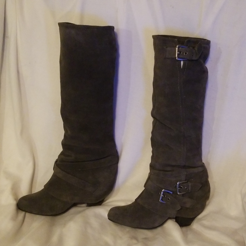 Naughty Monkey  Gray Leather Boots size 7.5